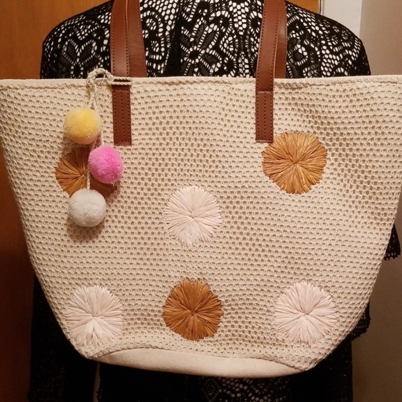 Massini Handbags - Canvas Crochet handbag.